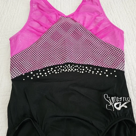GK Elite Simone Biles Leotard and Short - Picture 4 of 16